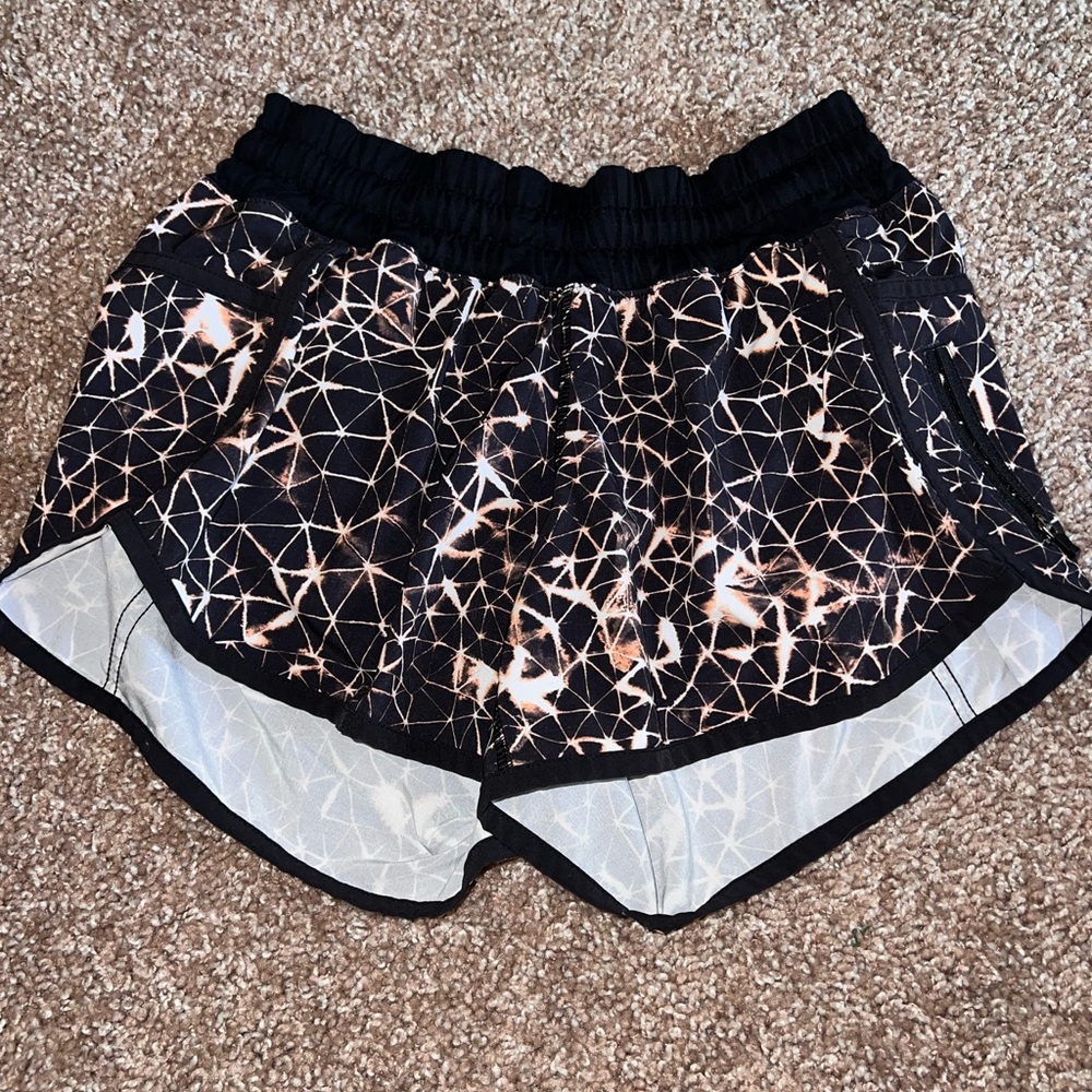 Lululemon track that short